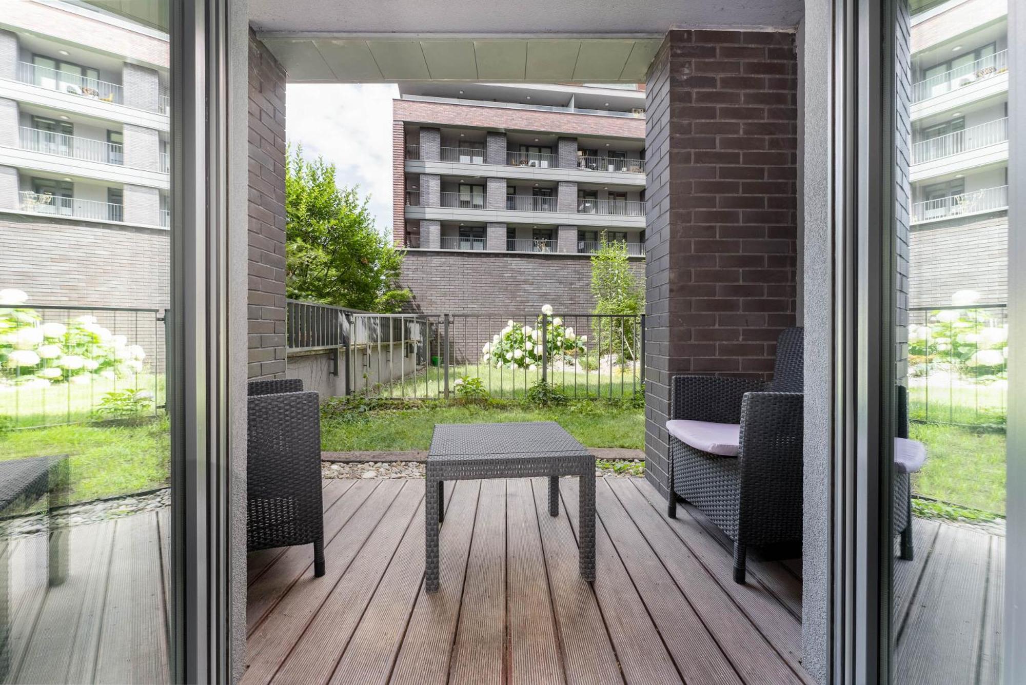Nadwislanska 11 Apartment With Garden Krakow Exterior photo